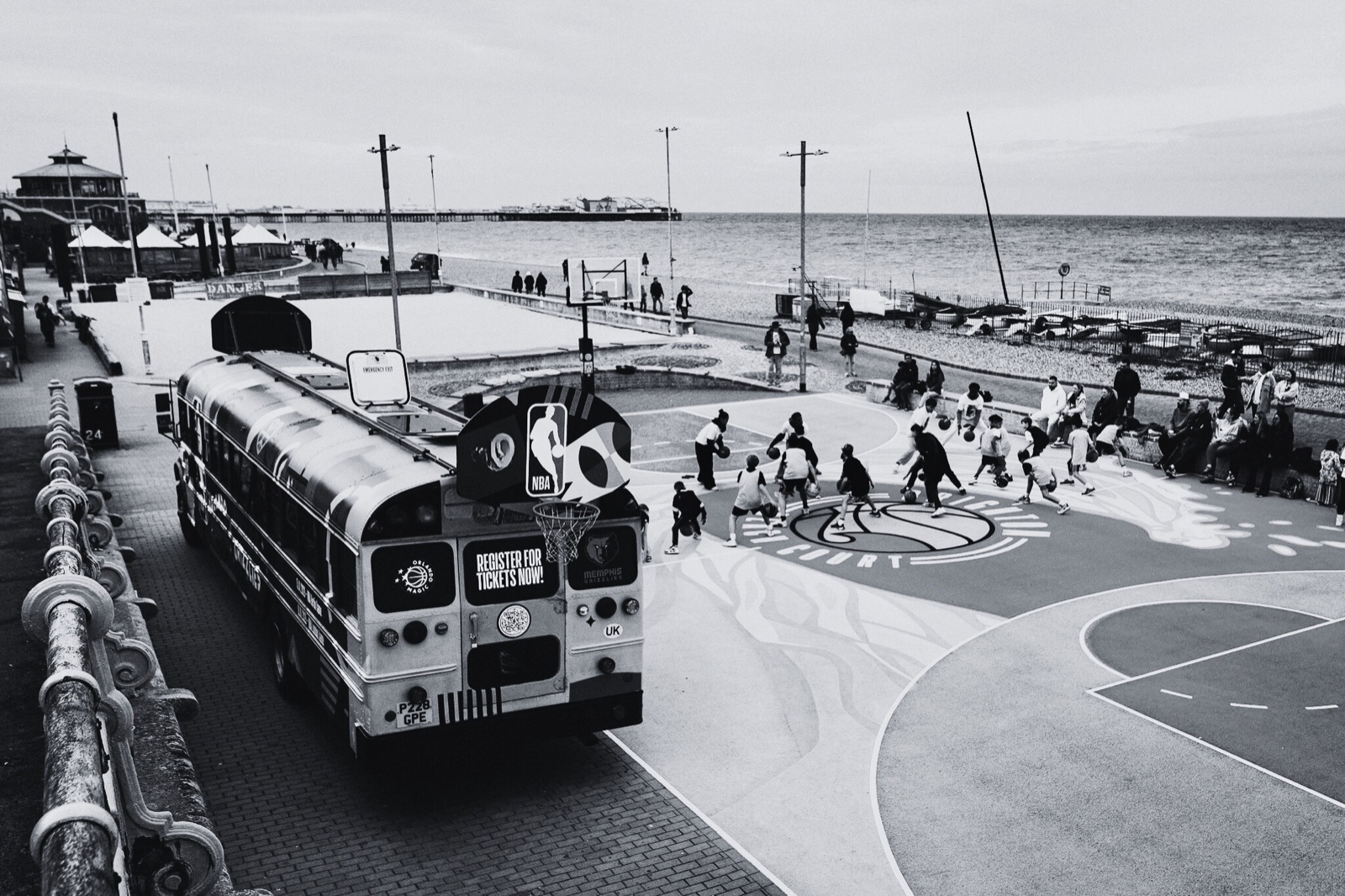 The STREETBUS at a seaside basketball court